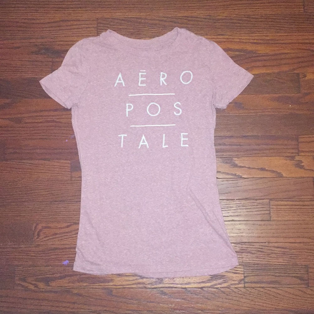Light pink Aéropostale tee